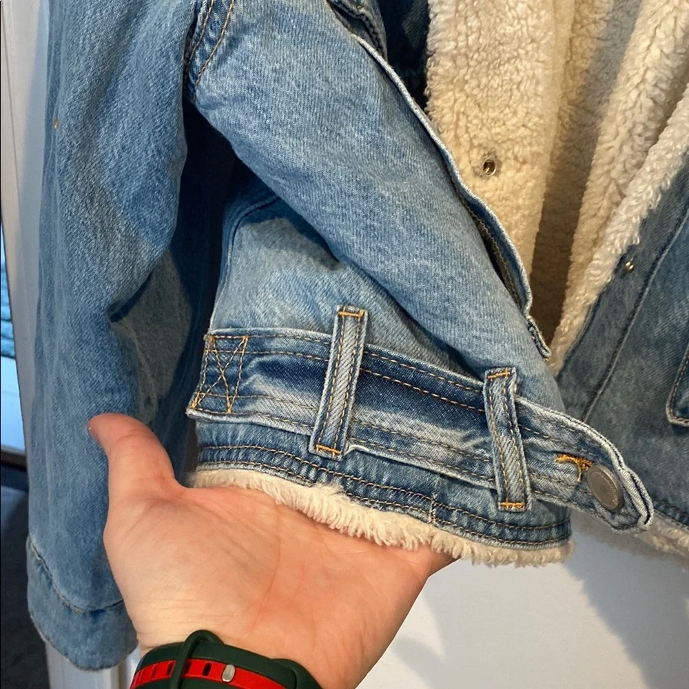 Blank NYC Blue Jean Jacket with Cream Lining - Picture 6 of 7